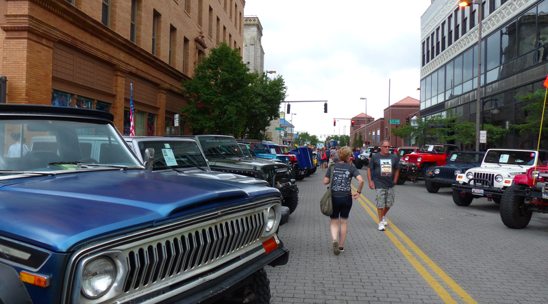 Illustration for article titled Bask In The Explosion Of Jeepness At The Toledo Jeep Festival
